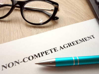 FTC Categorically Bans Noncompete Clauses Agreements